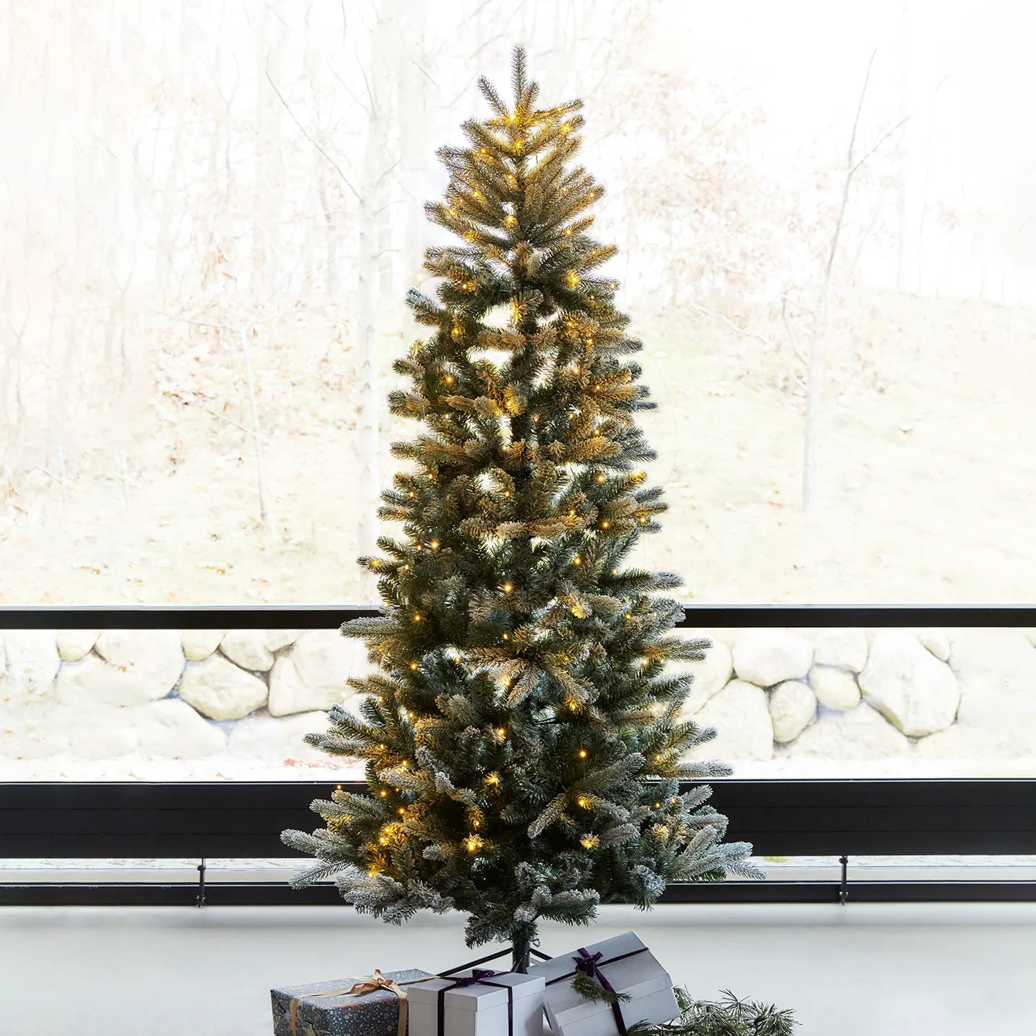 Elias Tree 1.8m, Snowy - 234 LED