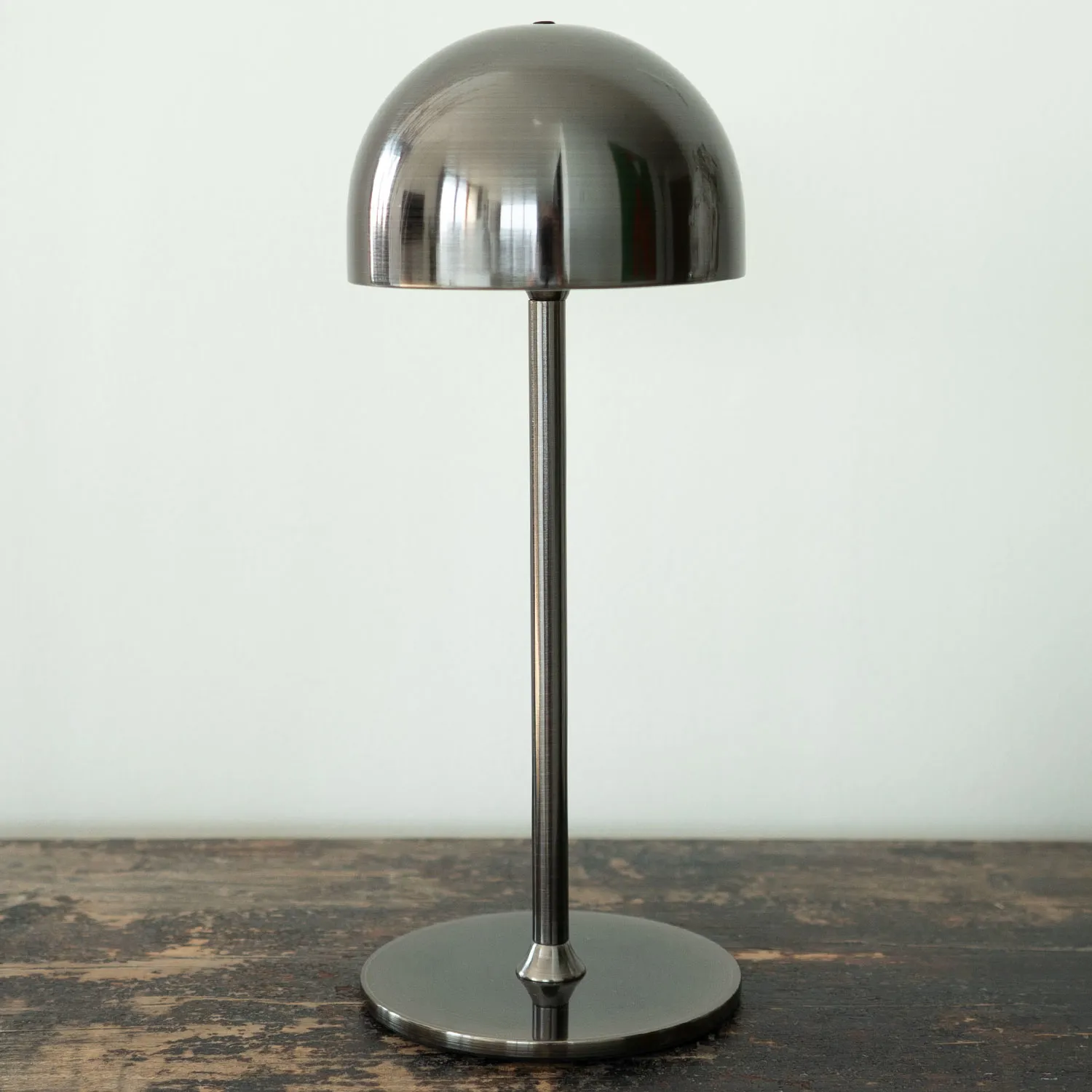 Tim Lampe Genopladelig 30 cm, Sort Nikkel