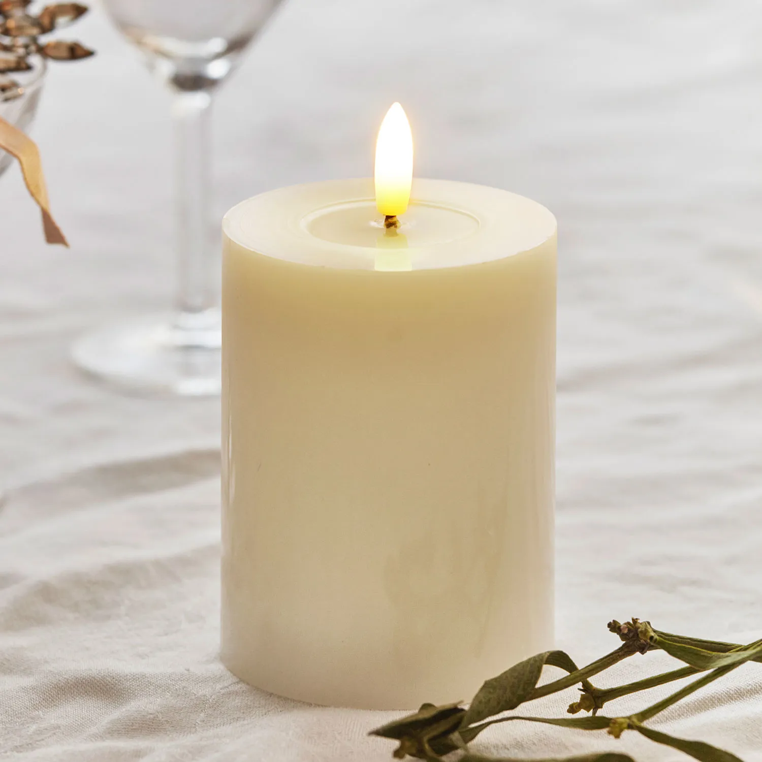 Sille Lacquer Pillar - Ø7.5 x 10cm, Ivory