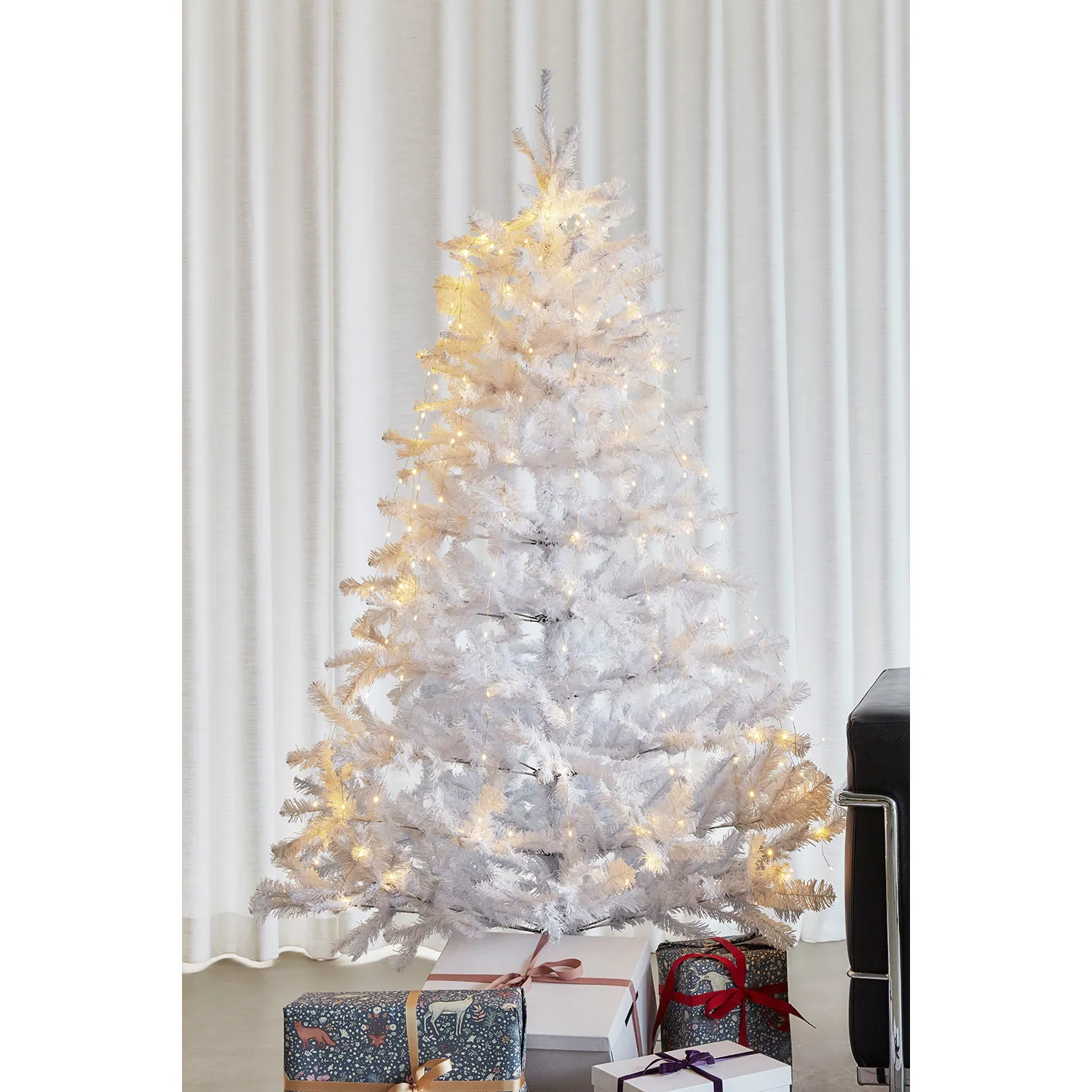 Snowy Tree 1.8m - 234 LED