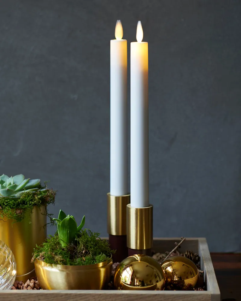 Sara Taper Candles 2 pcs Ø2 x 25cm, White