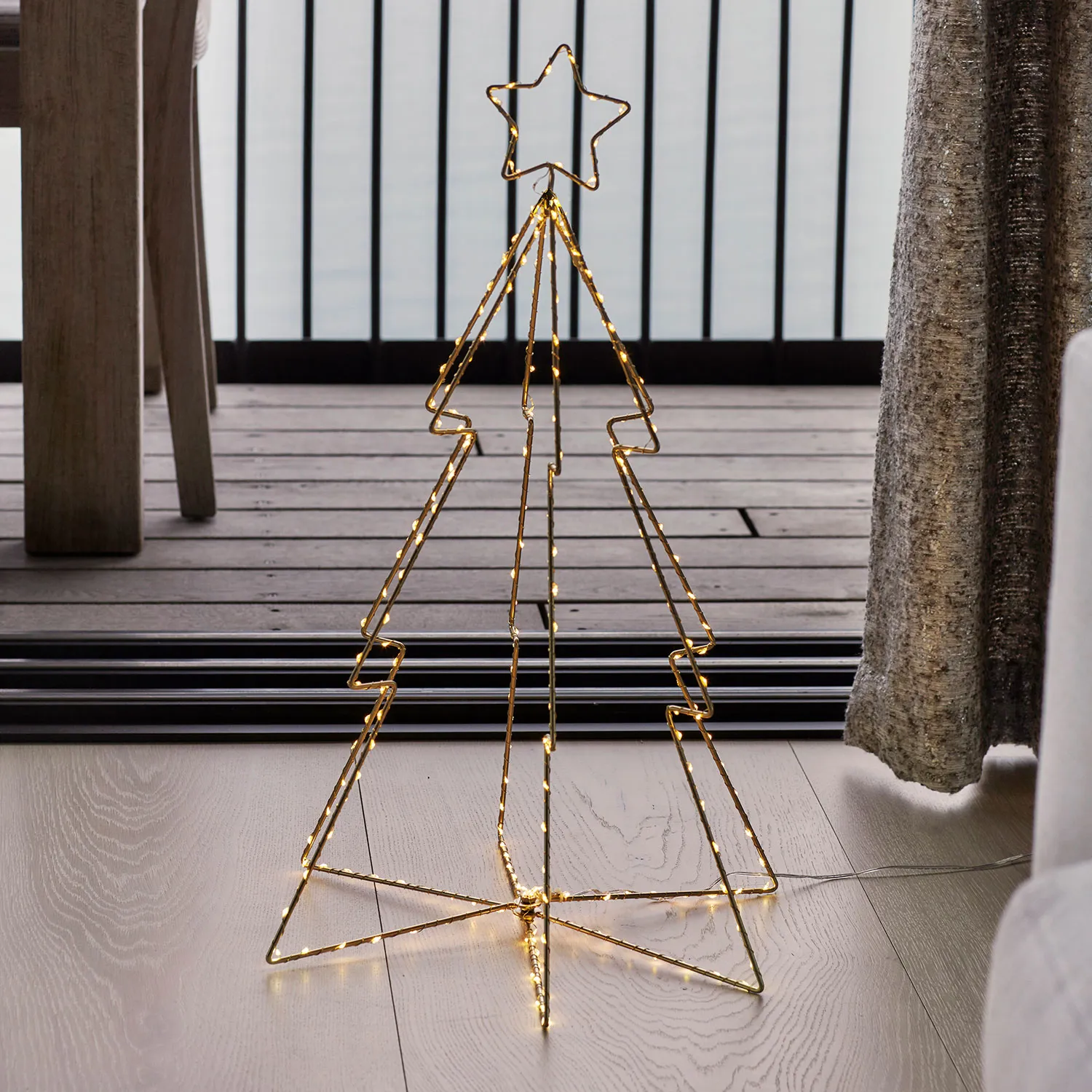 Esther Tree 60cm - 220 LED