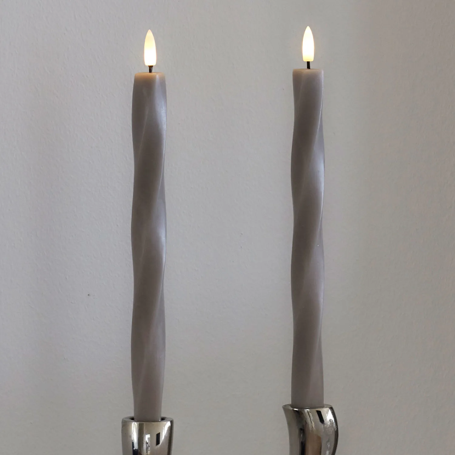 Nordic Sculpture, Sille Twist Ø2.4 × 26 cm, Warm Gray