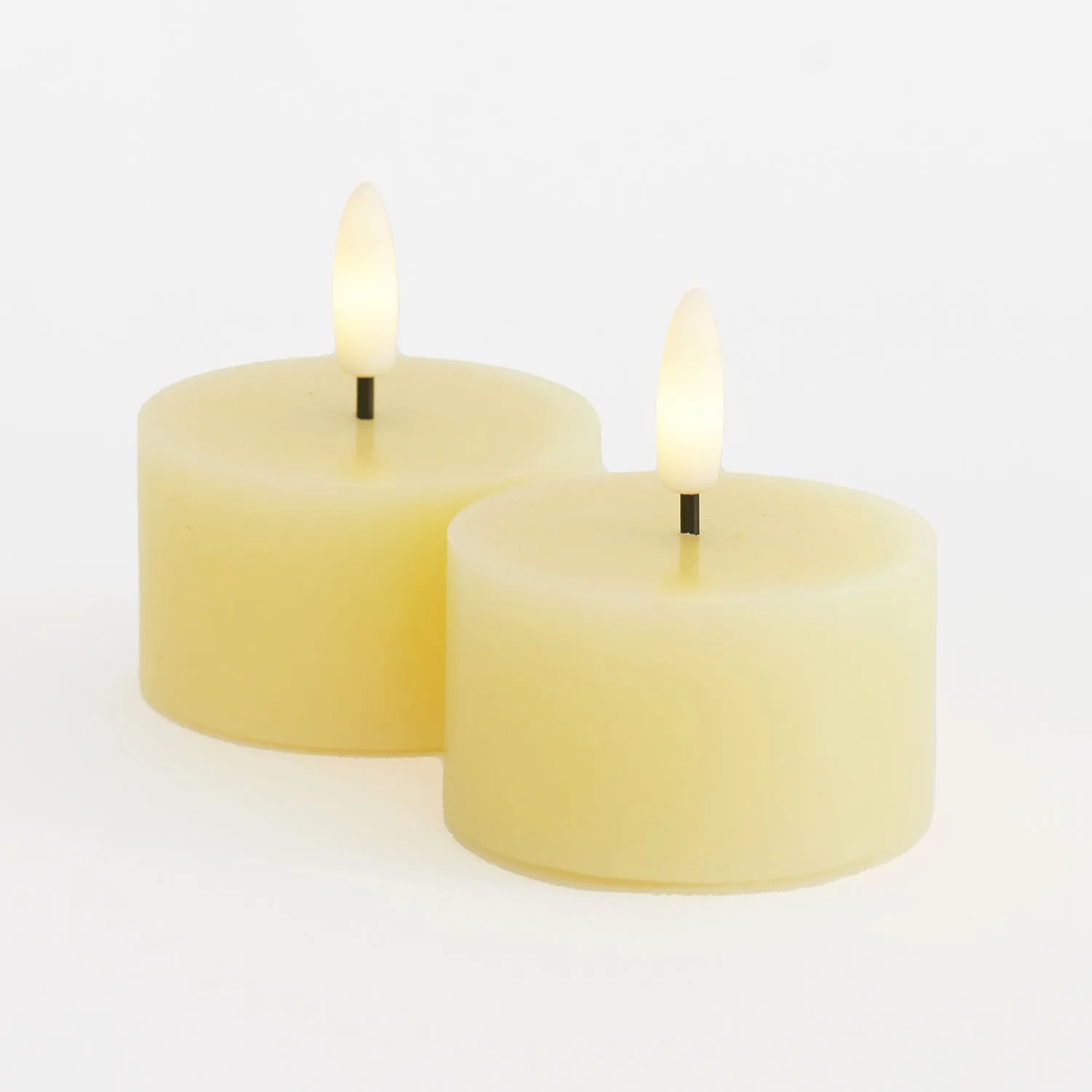 Sille Tealight 2 pcs, Ø6 x 3.4cm, Pale Yellow