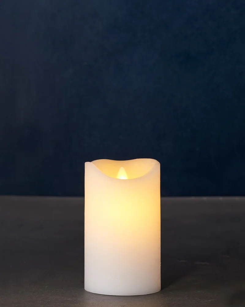 Sara Pillar Candle Ø7.5 x 12.5cm, White