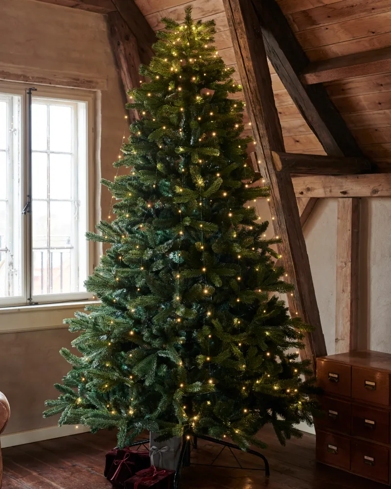 Knirke Juletræslys 1,8 m, 234 LED, Varm hvid